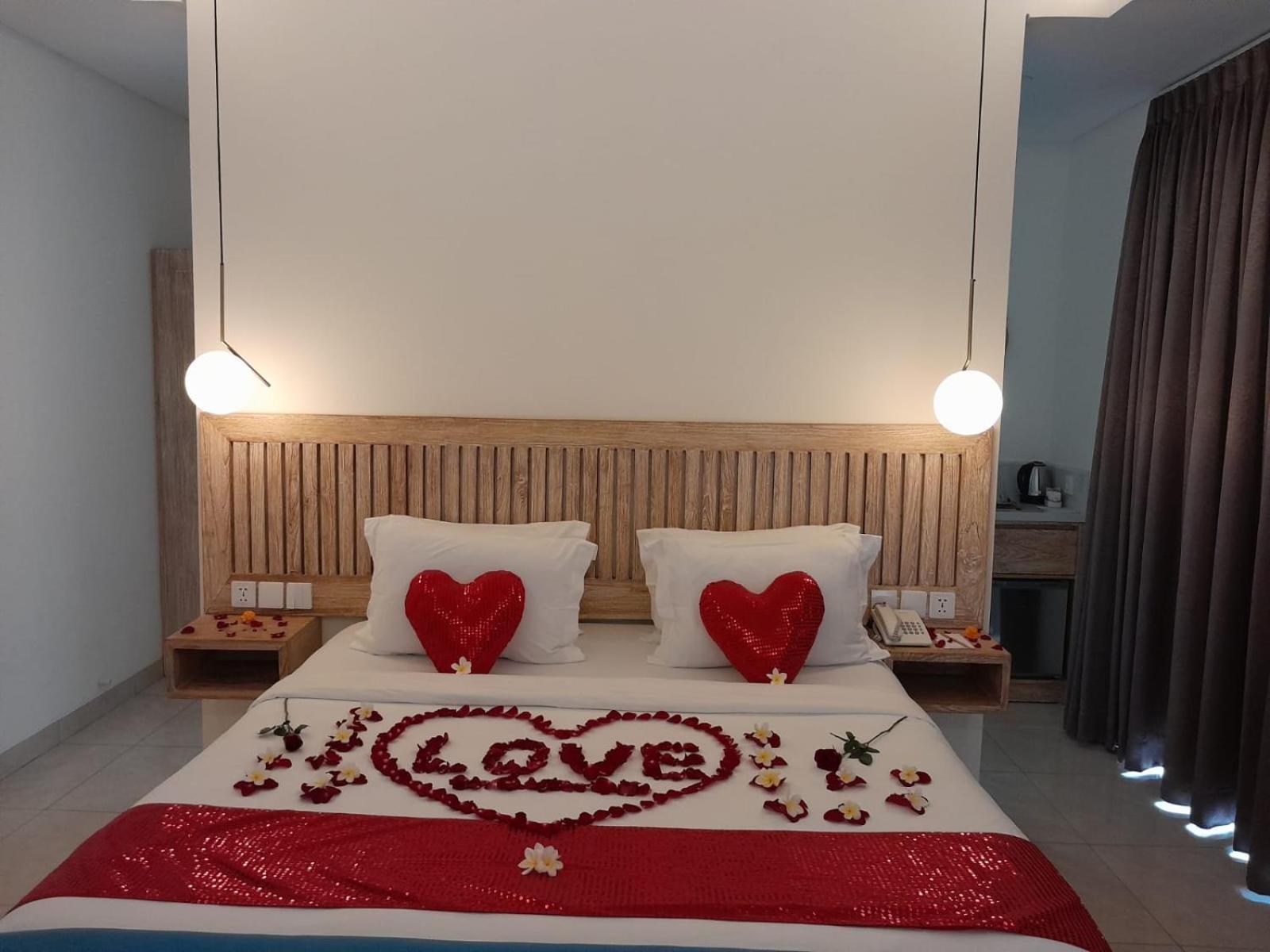 סמיניאק Le Cielo Romantic Villas By Maviba מראה חיצוני תמונה